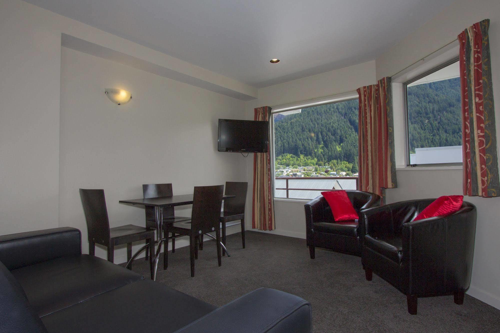 Caples Court Motel & Apartments Queenstown Exterior foto