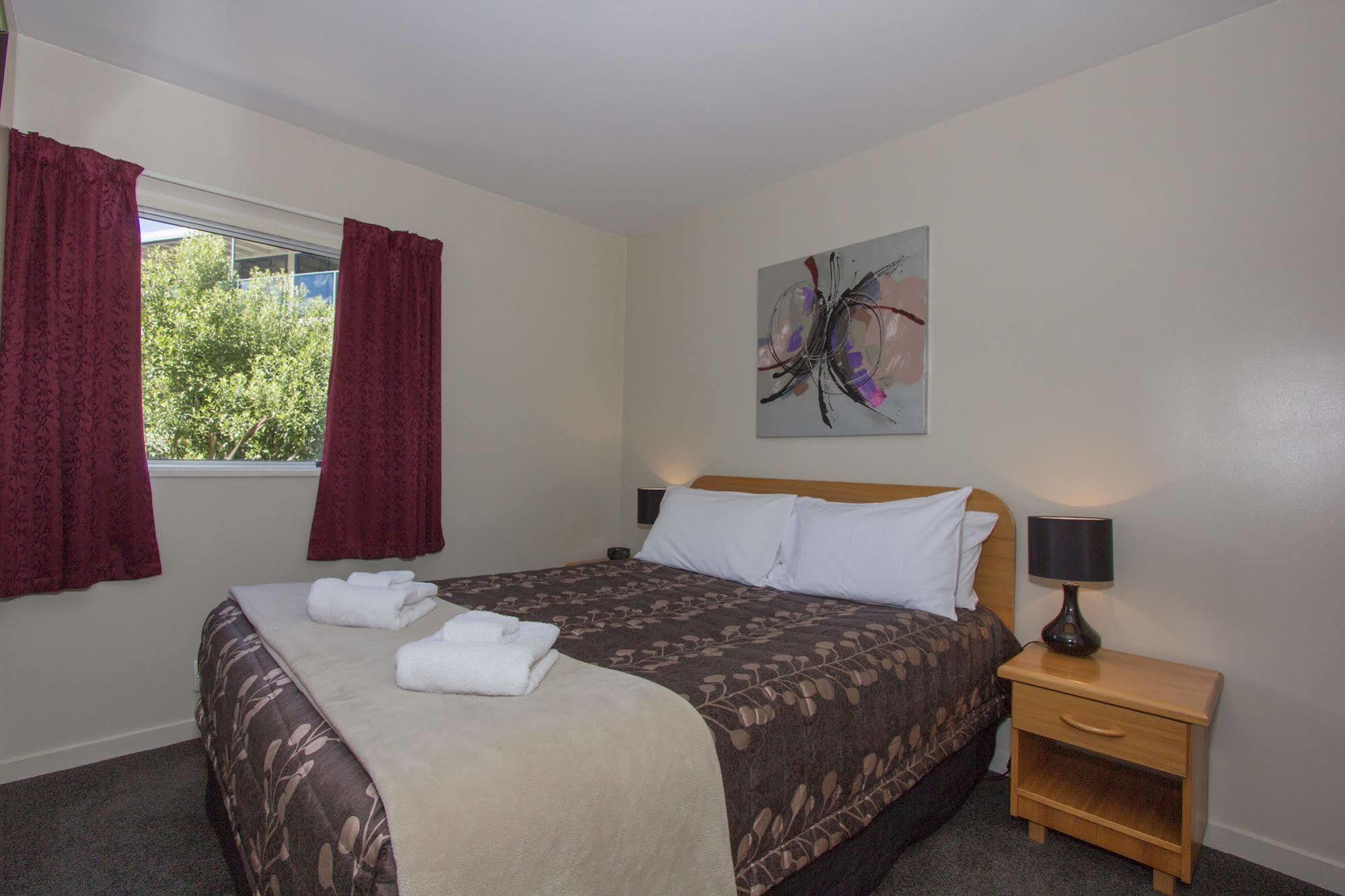 Caples Court Motel & Apartments Queenstown Exterior foto